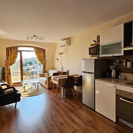 Kros - Euxinograd Apartament Varna