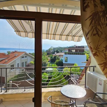 Kros - Euxinograd Apartament